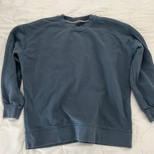 Lululemon perfectly oversized crew size in blue